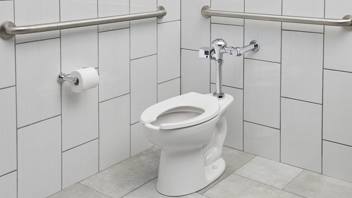 Advanced Clean® 100 1.32 gpf/4.9 Lpf and 0.92 gpf/3.4 Lpf SpaLet® Bidet  Toilet