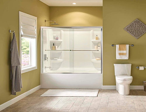 Tub and Shower Doors featured in Studio Suite